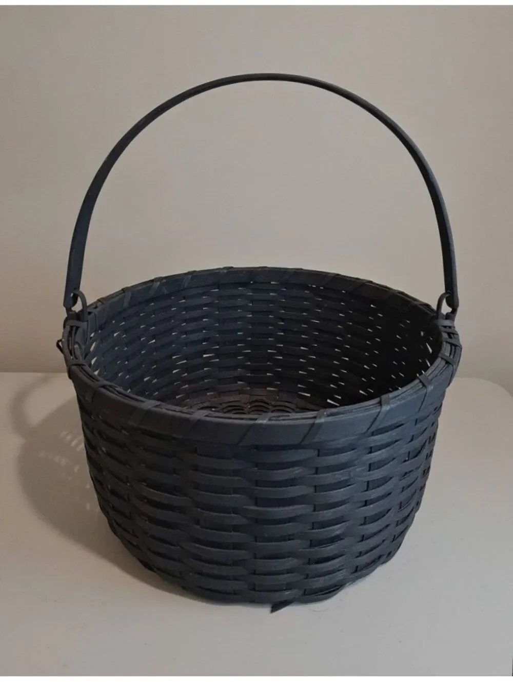 Vintage Primitive Rustic Country Black Splint Market Basket w Handle 13.75